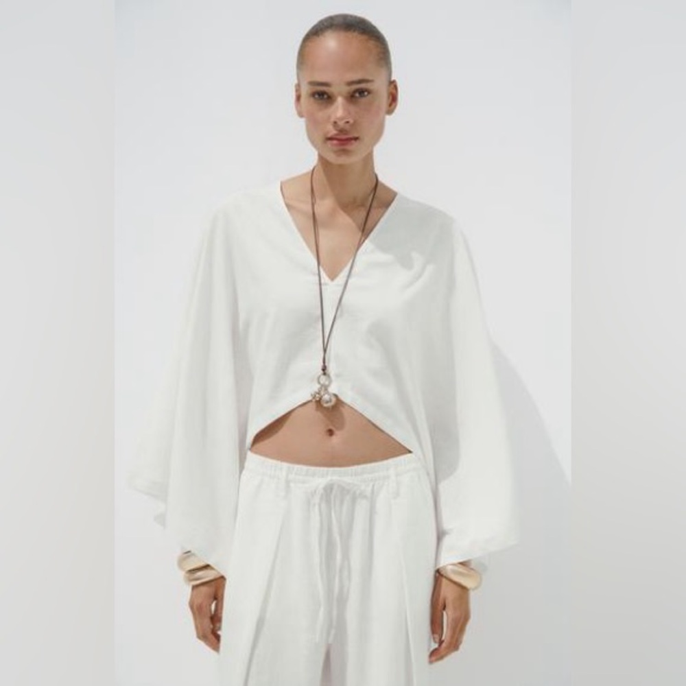 NEW ZARA WHITE LINEN KIMONO CAPE SIZE SMALL